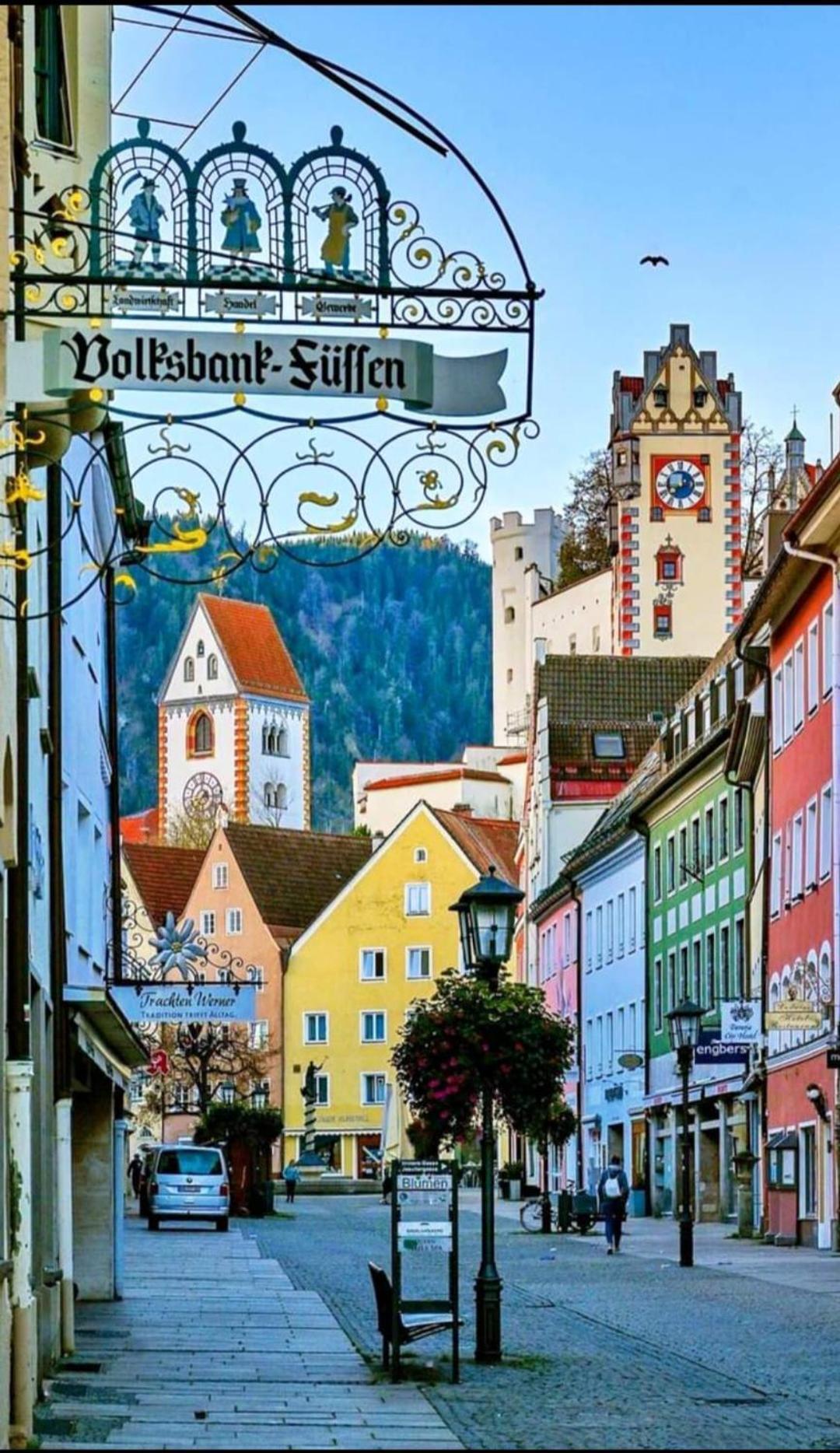 House La Neuschwanstein Blick - Budget City Hotel Füssen Exterior foto