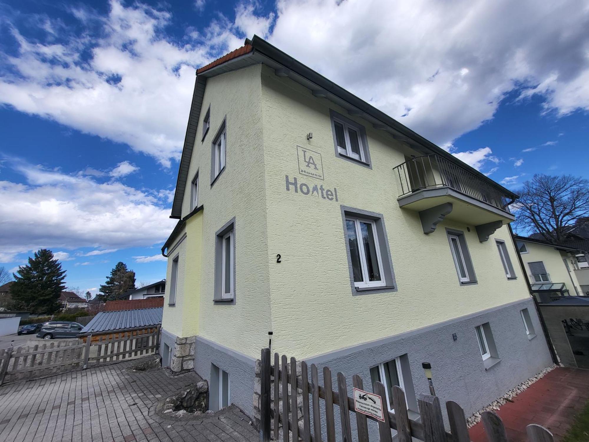 House La Neuschwanstein Blick - Budget City Hotel Füssen Exterior foto